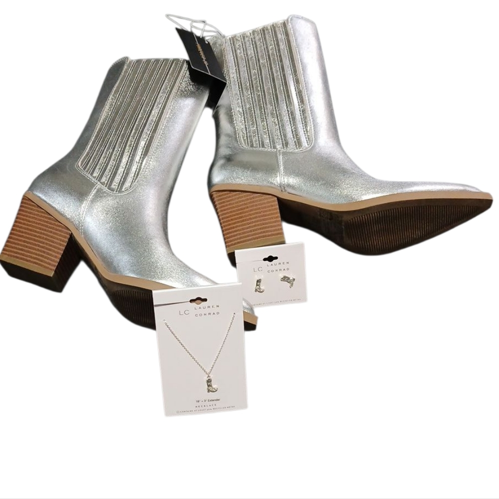 Cowgirl Booties and Jewelry Set